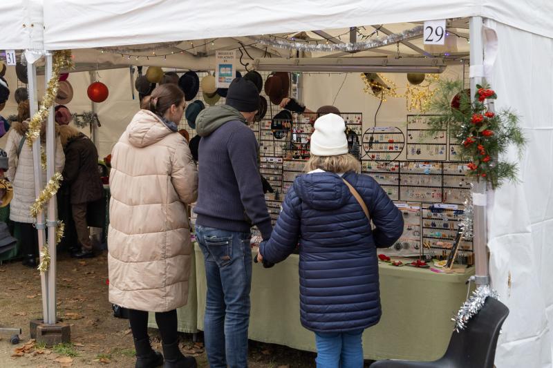 2024-12-01-Marche-de-Noel-web-4306