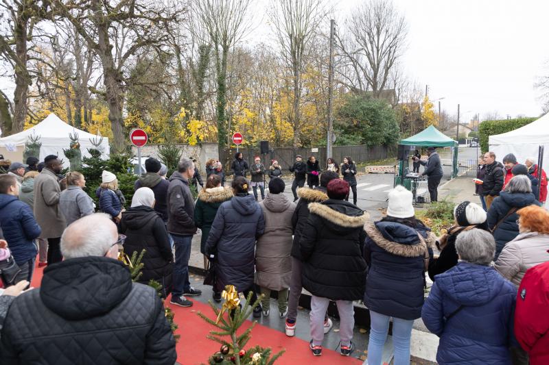 2024-12-01-Marche-de-Noel-web-4347